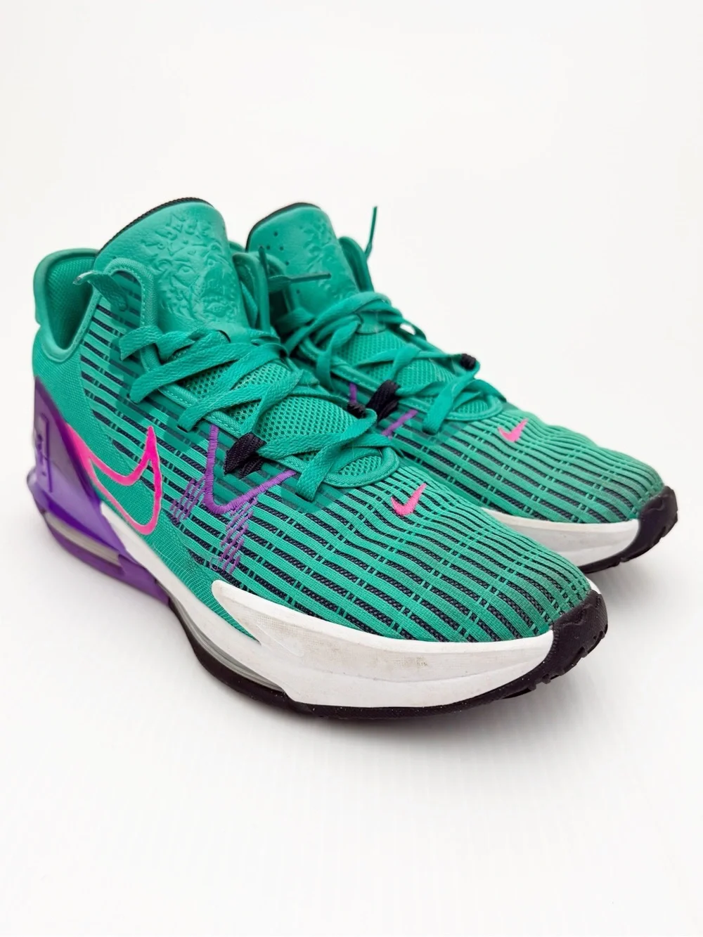 Nike Lebron Witness VI 6 Emerald Green Training Tennis Sneakers Shoes